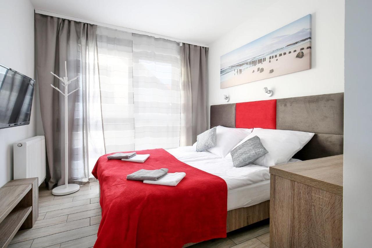 ミエルノApartament Red Mielnoアパートメント エクステリア 写真