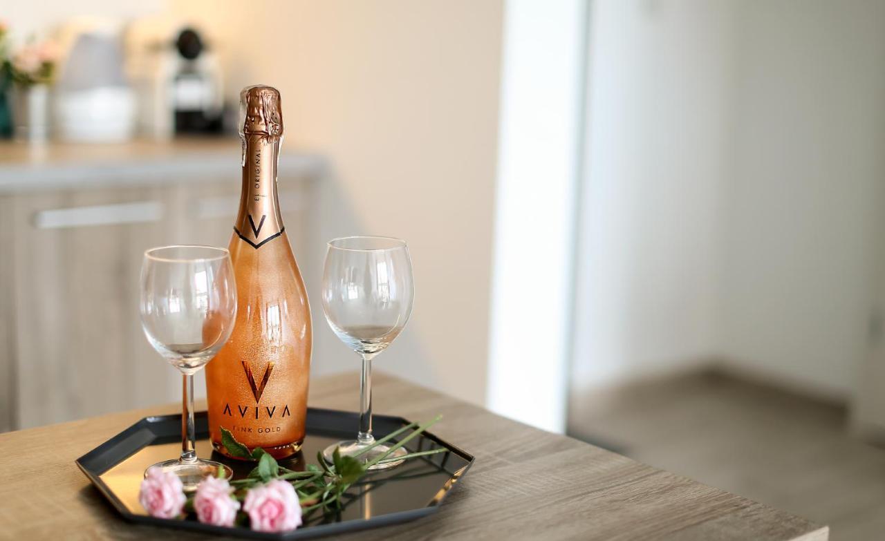 ミエルノApartament Red Mielnoアパートメント エクステリア 写真