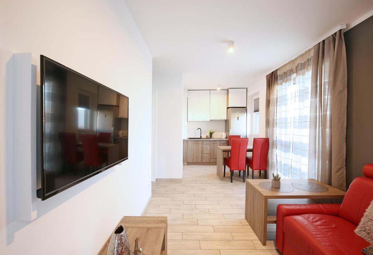 ミエルノApartament Red Mielnoアパートメント エクステリア 写真